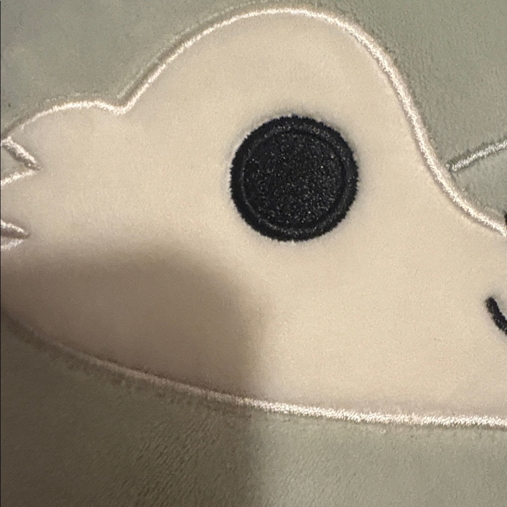 Oakley Gray and White Squishmallow - Picture 4 of 6